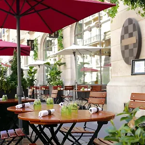 Hotel Sofitel Arc De Triomphe